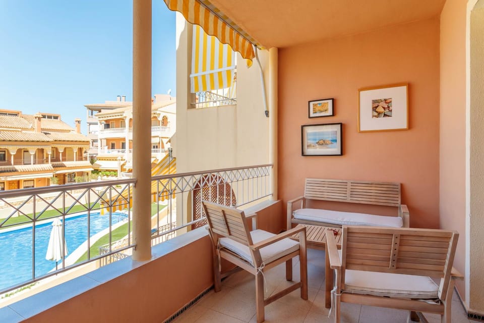 Balcony/Terrace, Pool view
