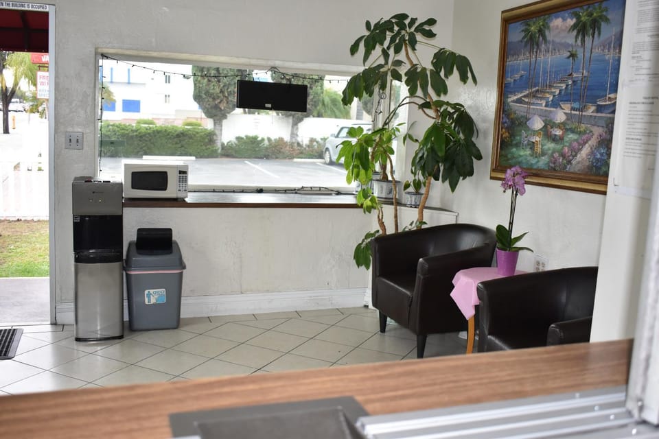 Valley Hotel Motel in San Gabriel