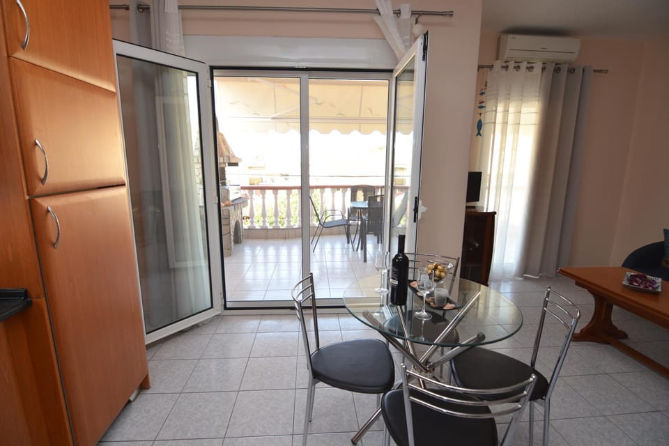 Balcony/Terrace, Dining area