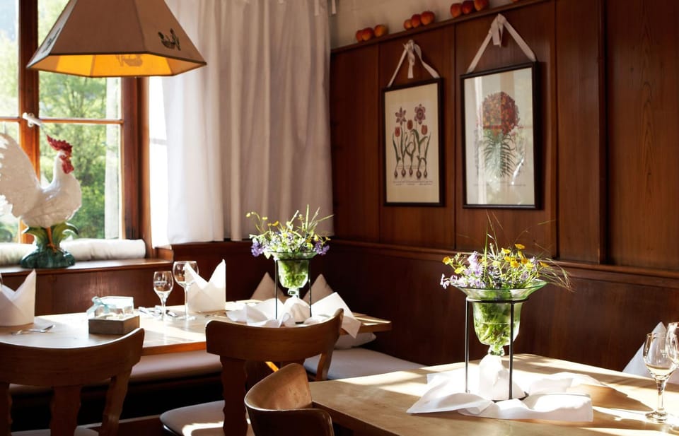 Restaurant/places to eat