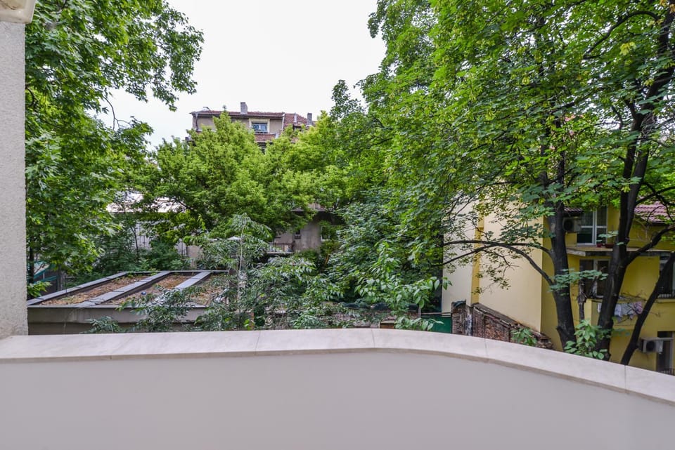 Balcony/Terrace, City view, Garden view, Inner courtyard view