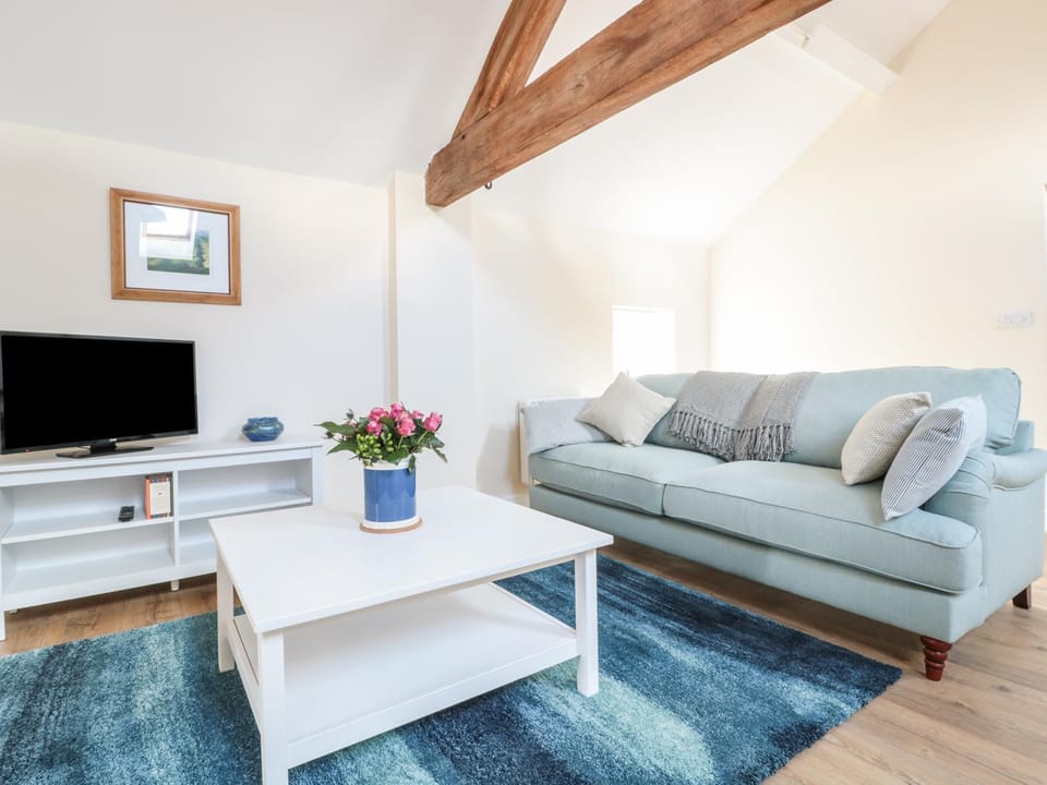 Granary 2 House in Wales