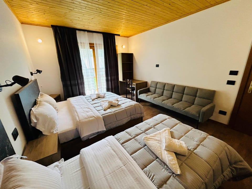 Bujtina Terthorja Bed and Breakfast in Montenegro