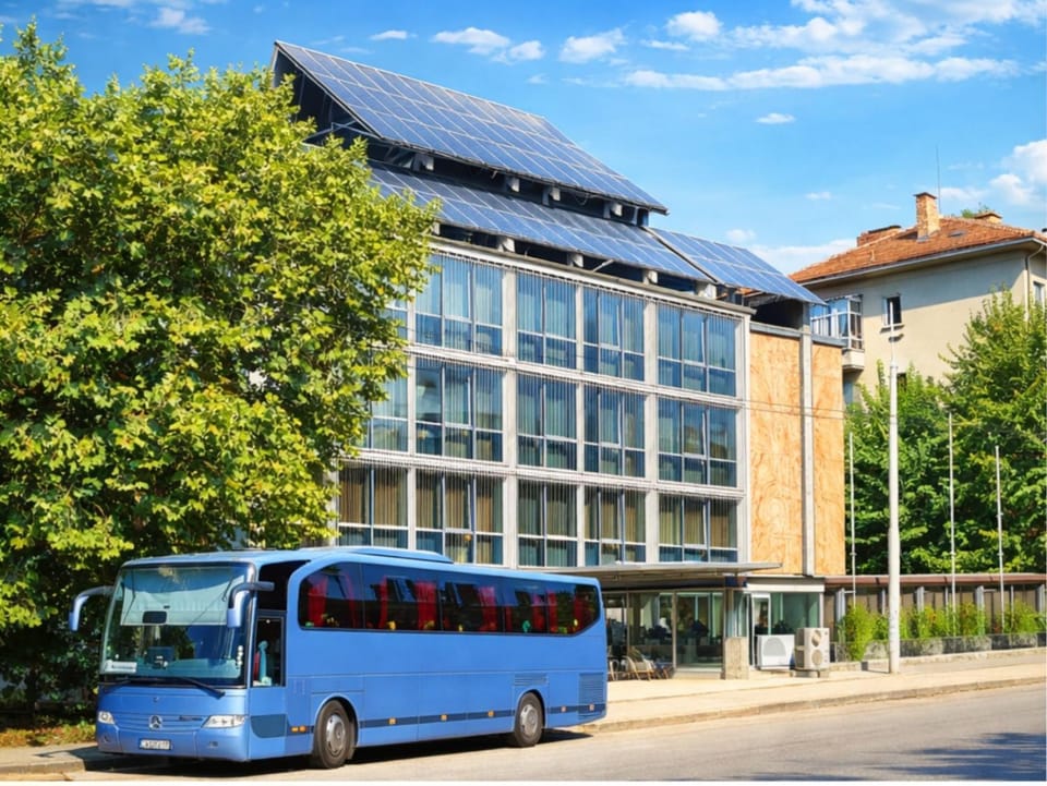 Property building, Spring, Day, Street view, Sunrise, Parking, soundproof