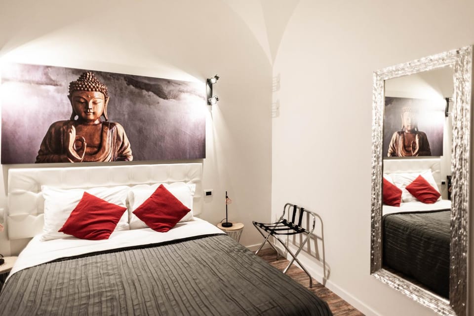 Trevi & Pantheon Design Rooms Bed and Breakfast in Rome