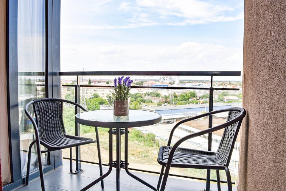 View (from property/room), Balcony/Terrace