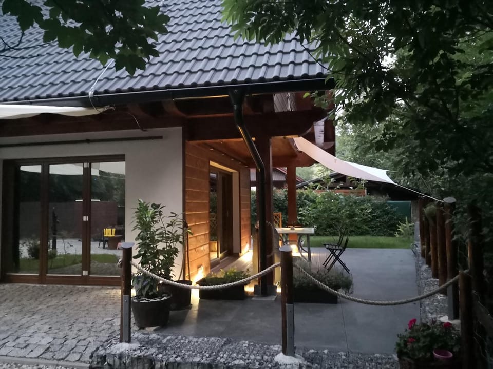 Property building, Balcony/Terrace