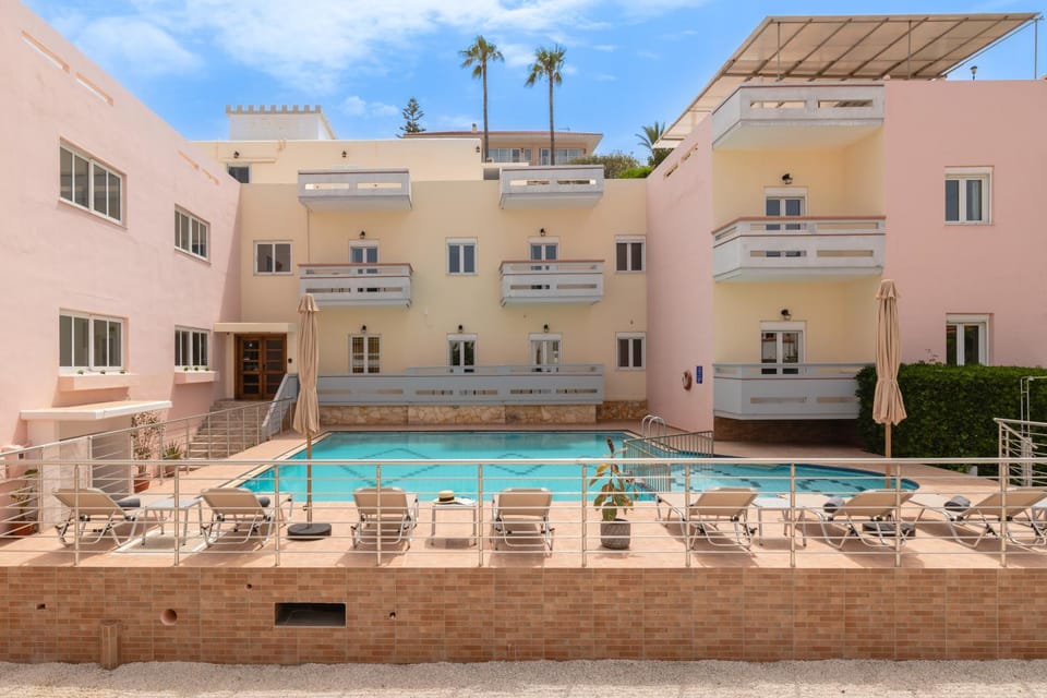 Property building, Swimming pool