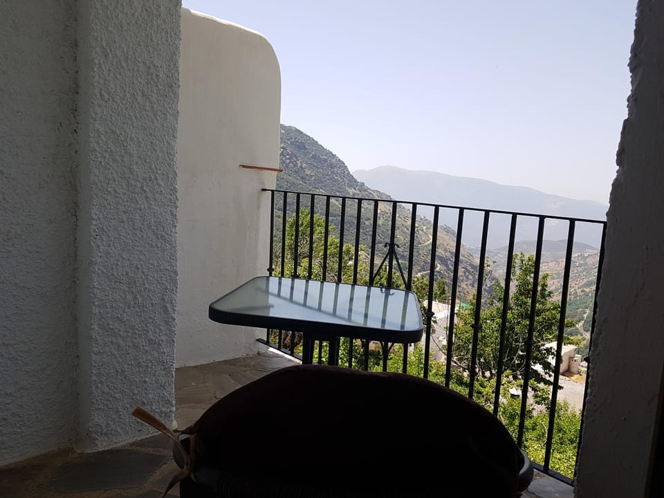 Apartamentos Turísticos Rural Los Tinaos Apartment in Alpujarra Granadina
