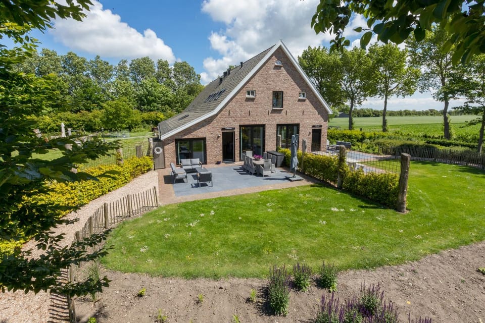 Welcome in - Vakantiehuis 't Blauwtje met ruime tuin I Lepelstraat 18A House in Vrouwenpolder