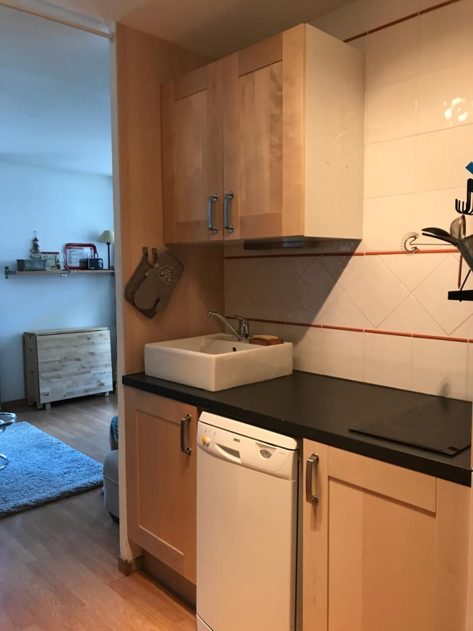 Lobby or reception, Communal kitchen