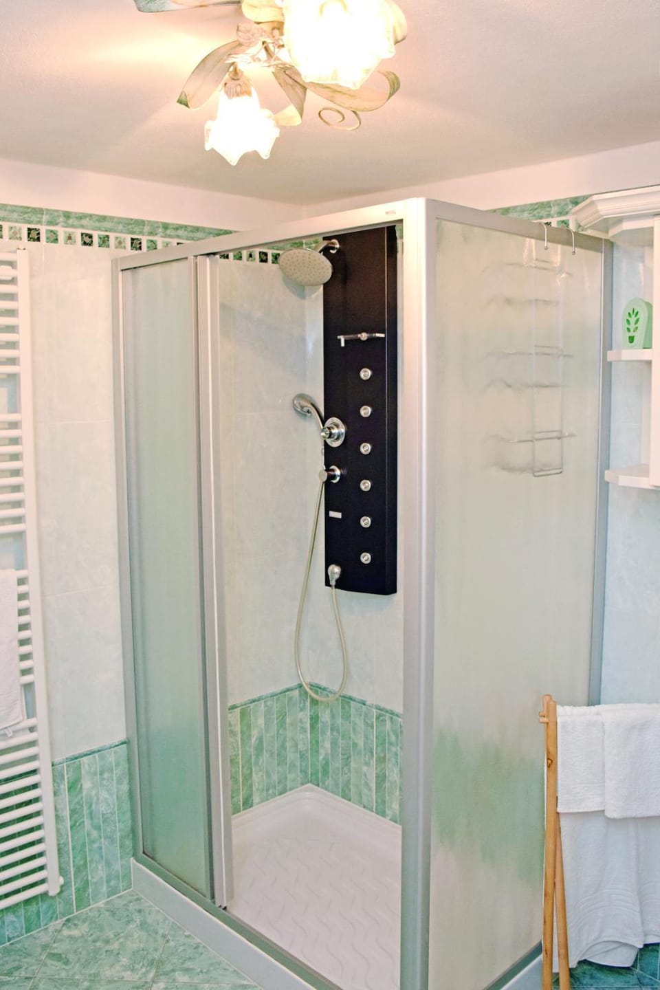 Shower, Bathroom, towels