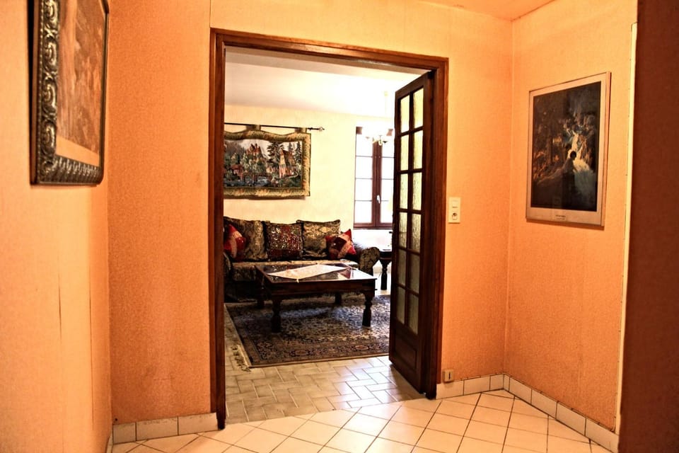 The Storyteller Apartment at Chateau Le Mur House in Brittany