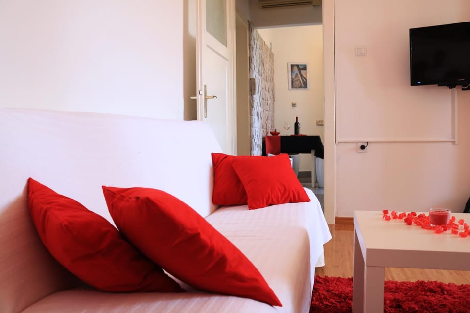Living room, Bedroom