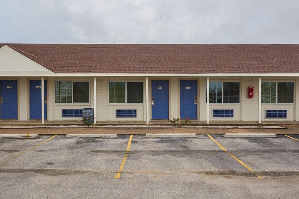 Property building, On site