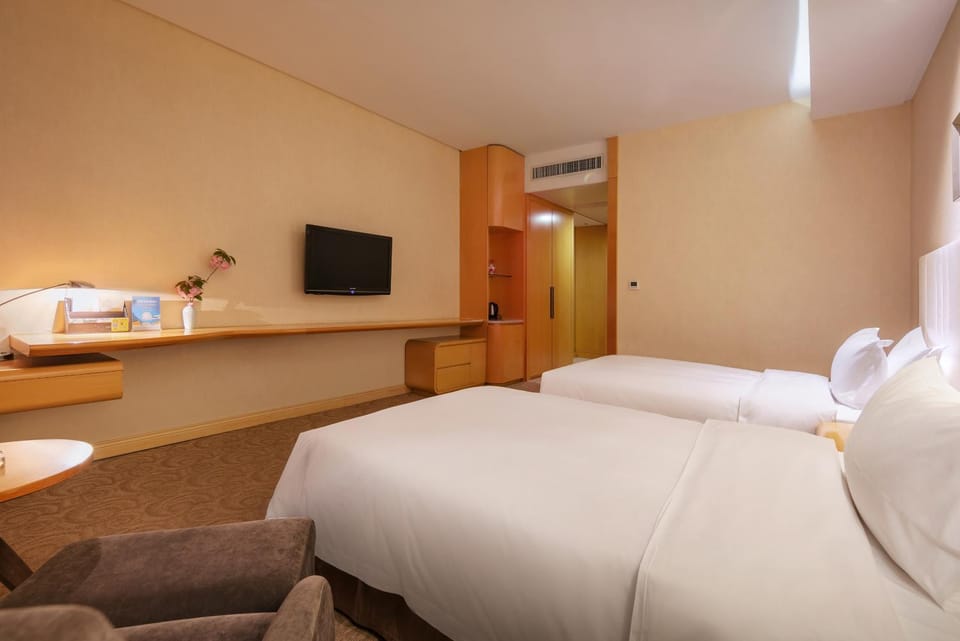Landison Airport Hotel Hangzhou Hotel in Hangzhou