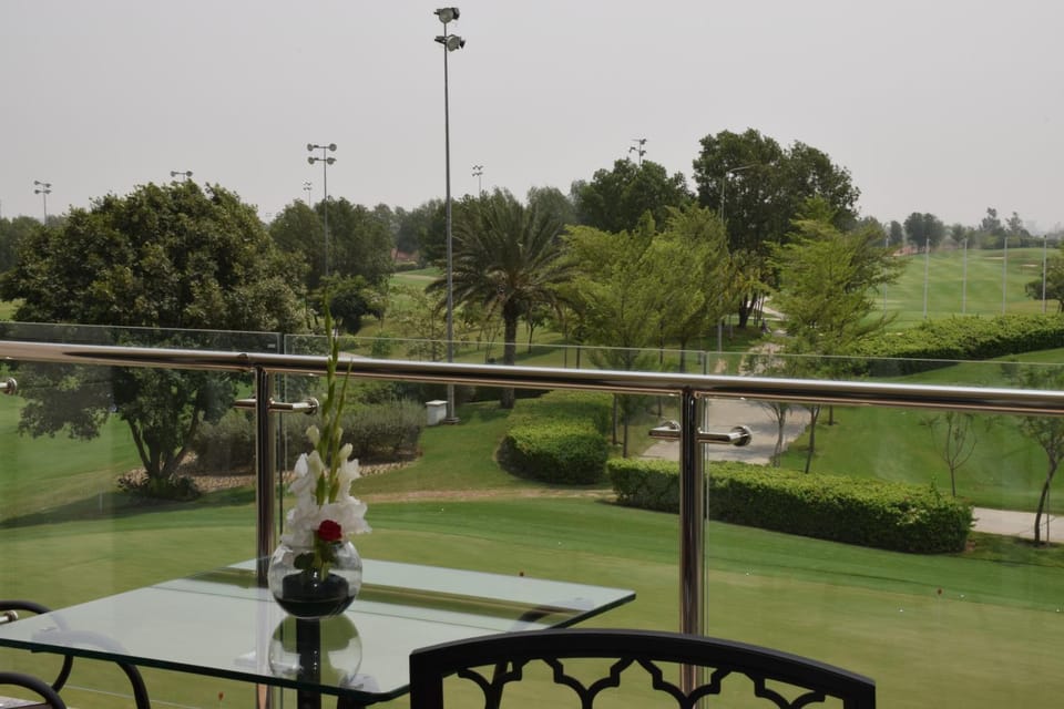 View (from property/room), Balcony/Terrace