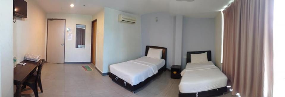Starview Hotel Bed and Breakfast in Perak