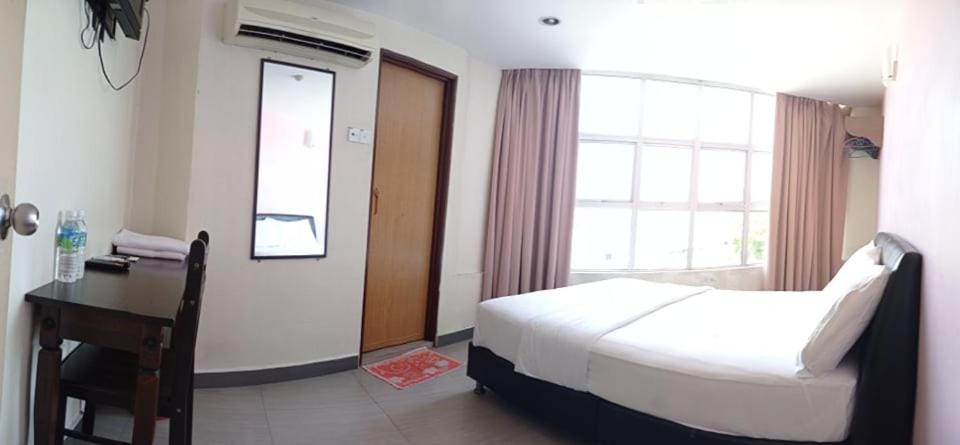 Starview Hotel Bed and Breakfast in Perak