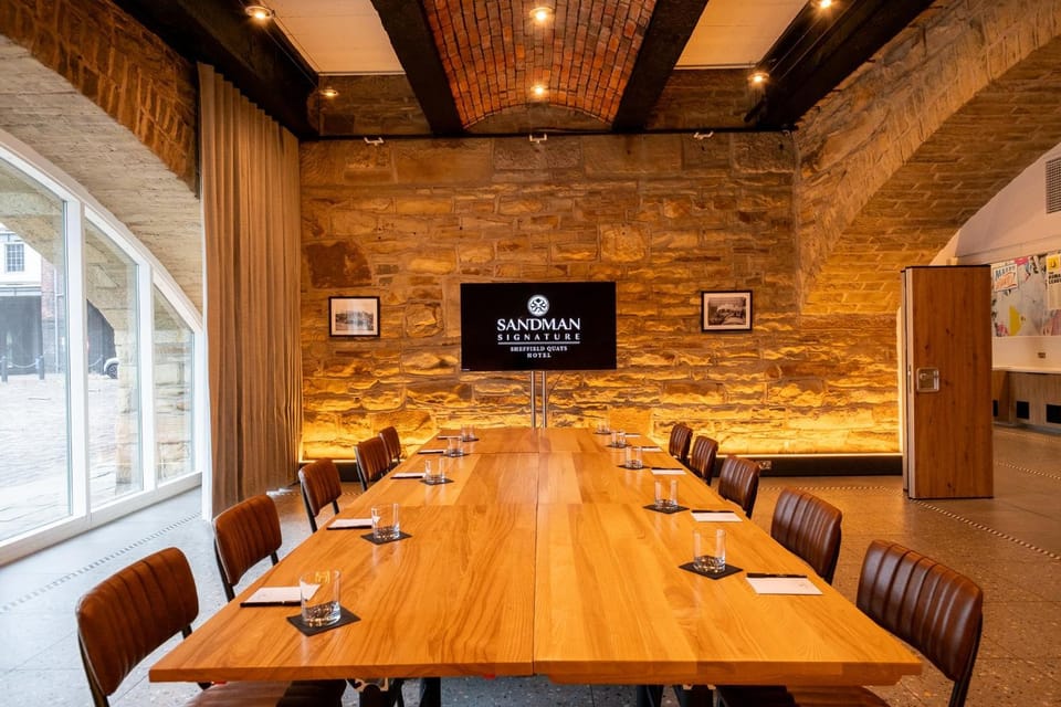 Meeting/conference room