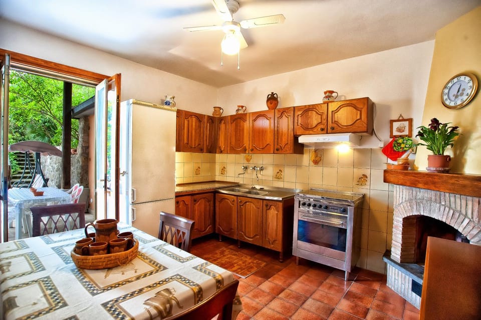 Communal kitchen
