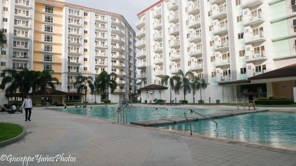 Property building, Swimming pool, Swimming pool