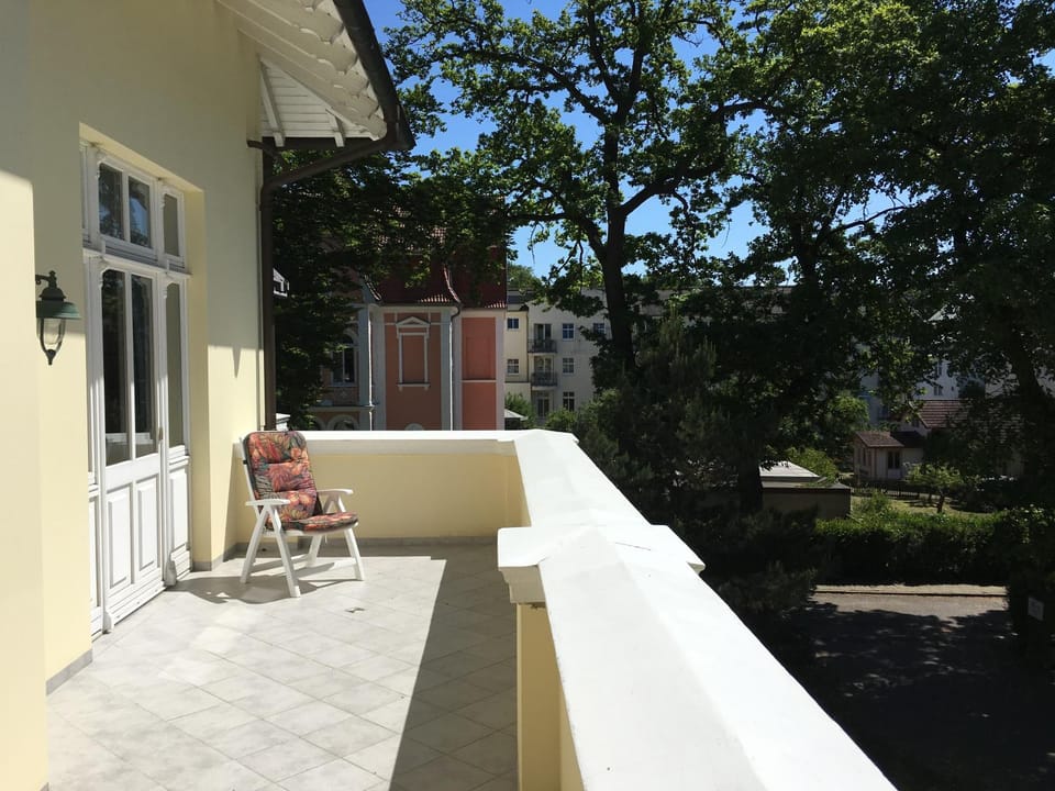 Balcony/Terrace, Inner courtyard view