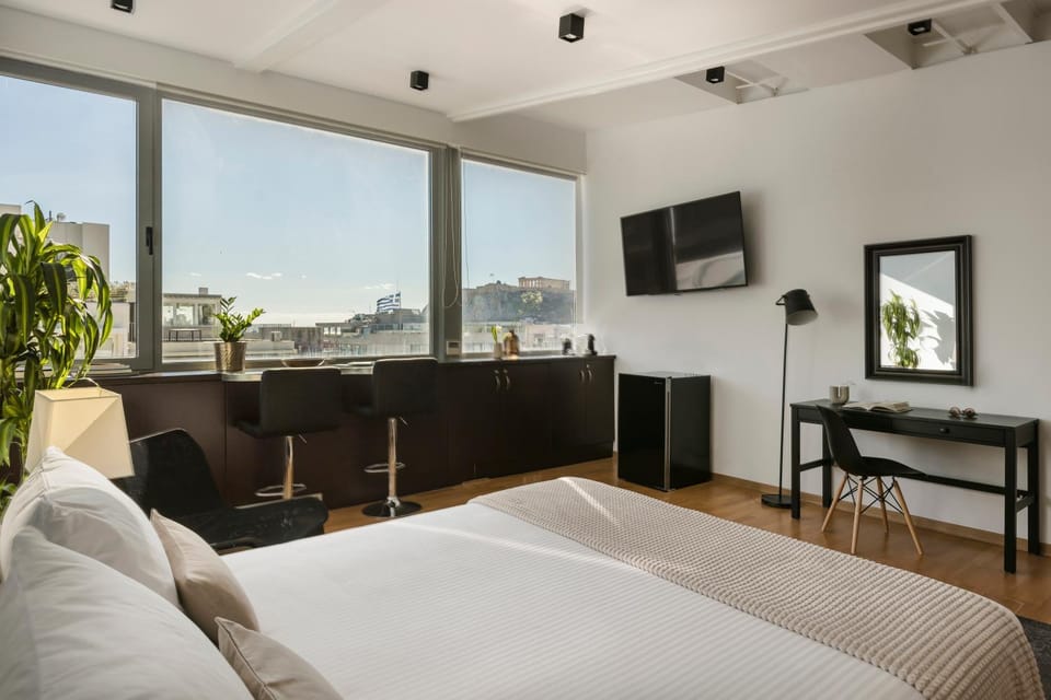 TV and multimedia, Photo of the whole room, Bedroom