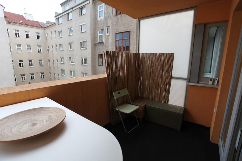 Balcony/Terrace, City view