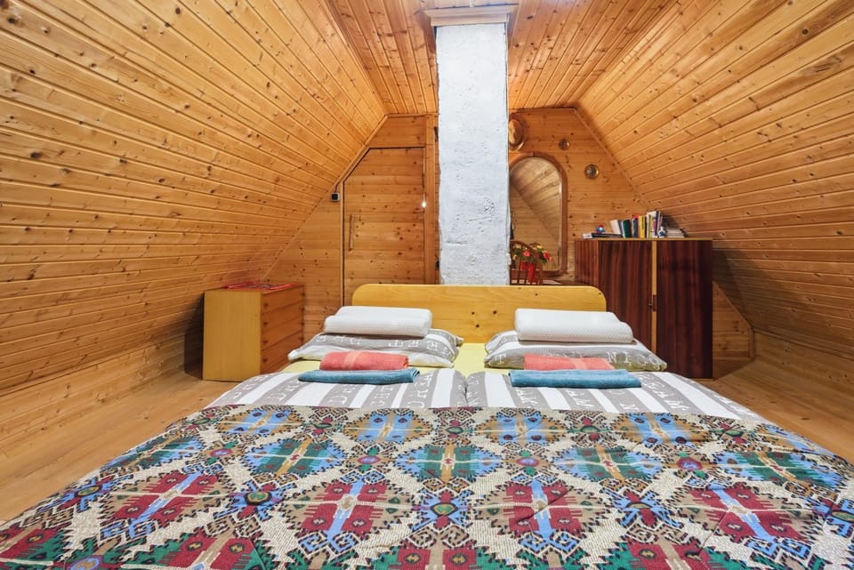 Bed, Bedroom, wardrobe