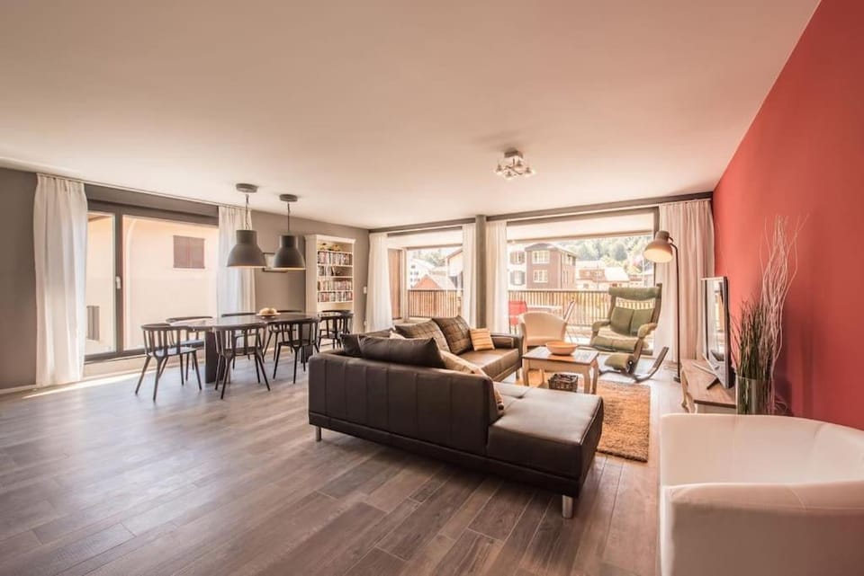 Independance First Apartment in Interlaken