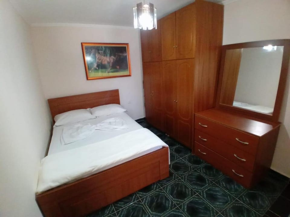 Bed, Bedroom, wardrobe