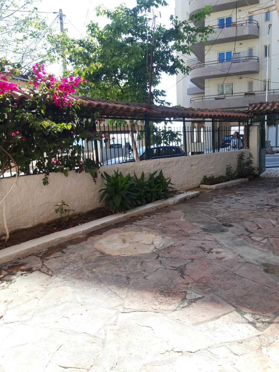 Garden view, Garden view