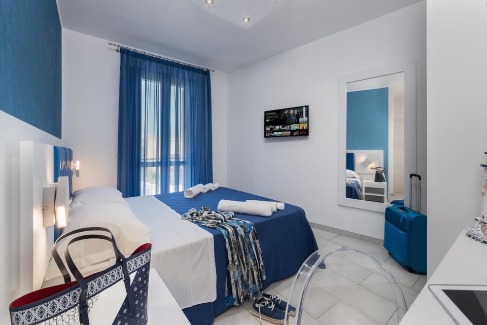 Bed, Bathroom, Balcony/Terrace, Bedroom