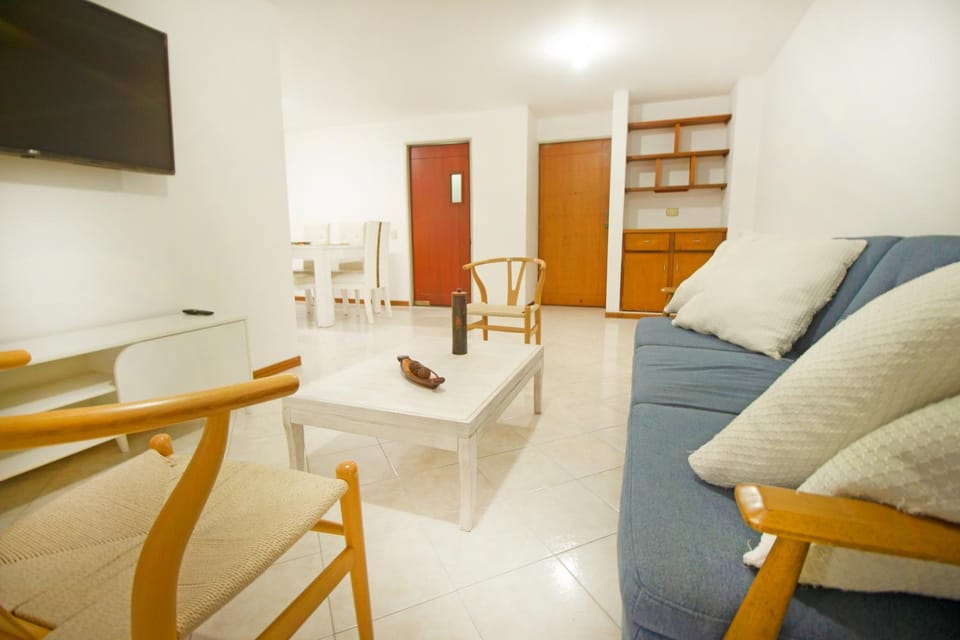 San Fernando Suite 102 - Livin Colombia Apartment in Cali
