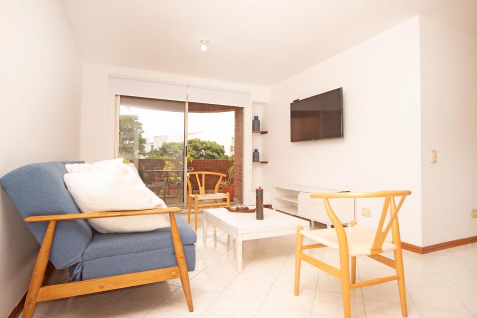 San Fernando Suite 102 - Livin Colombia Apartment in Cali