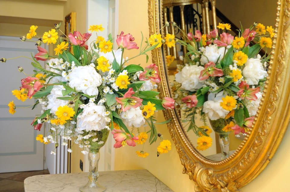 Lobby or reception, Decorative detail