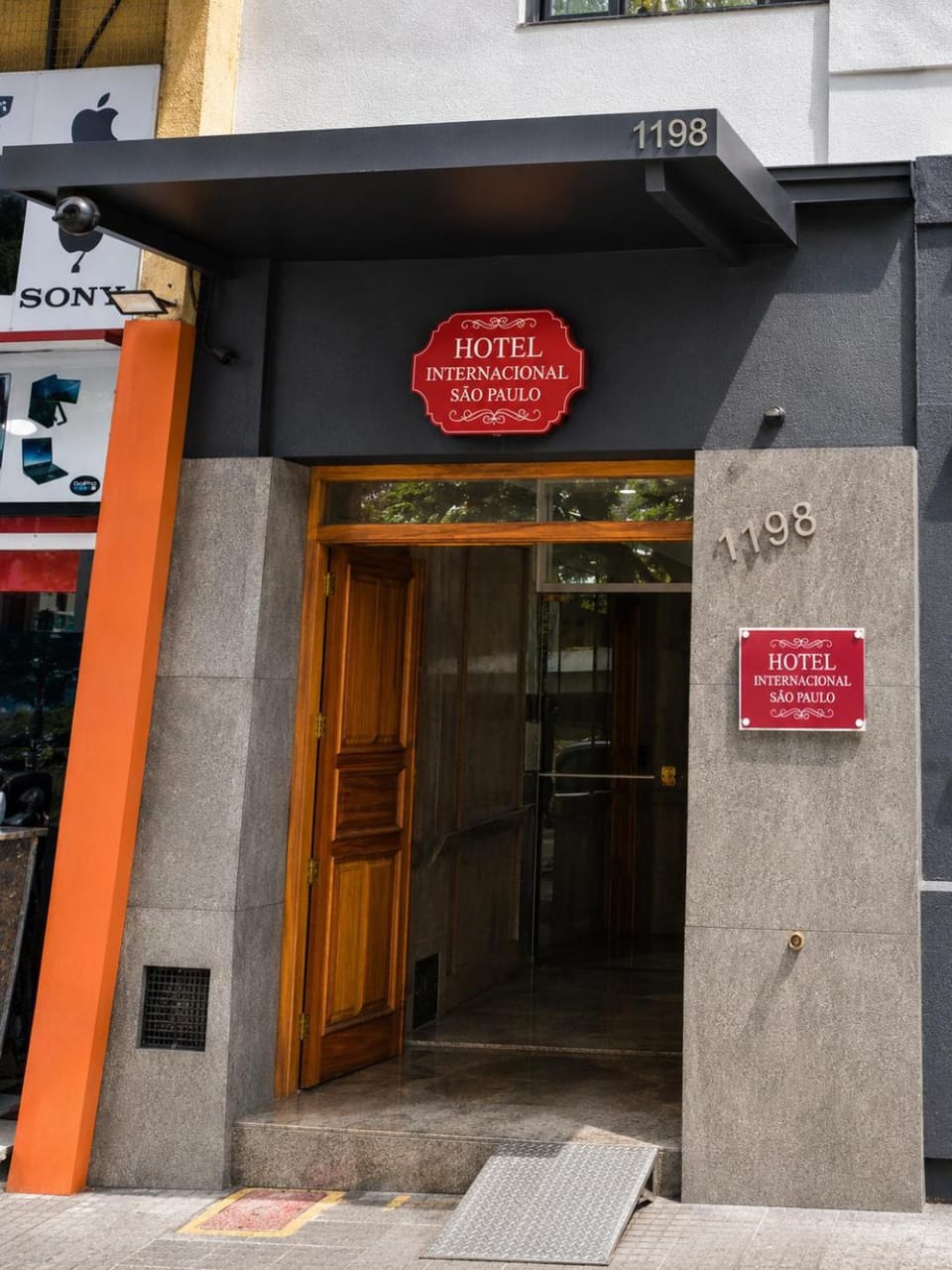 Facade/entrance, Property logo or sign, Street view