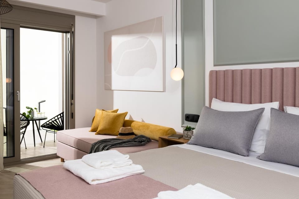 Bed, Balcony/Terrace, Bedroom