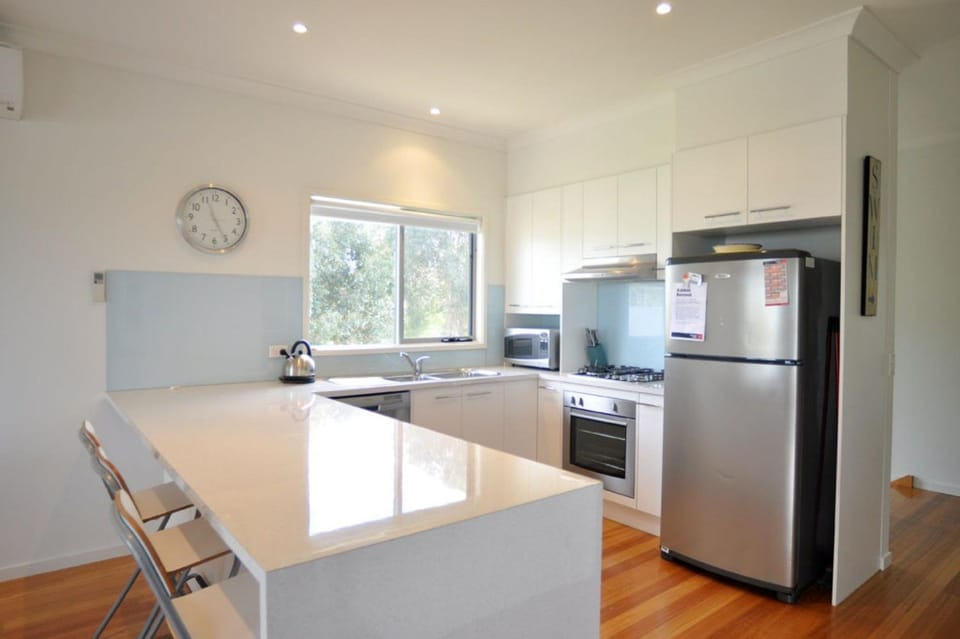 Chiaro Villa - Surf Side House in Inverloch