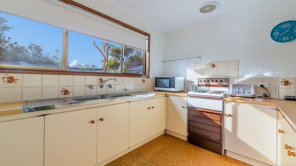 Pescarina House in Inverloch