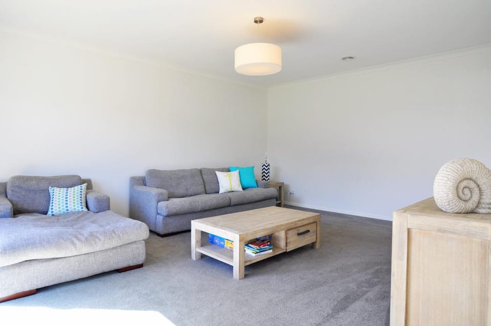 Plovers Rest House in Inverloch
