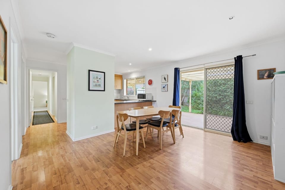 Serrell by the Sea House in Inverloch