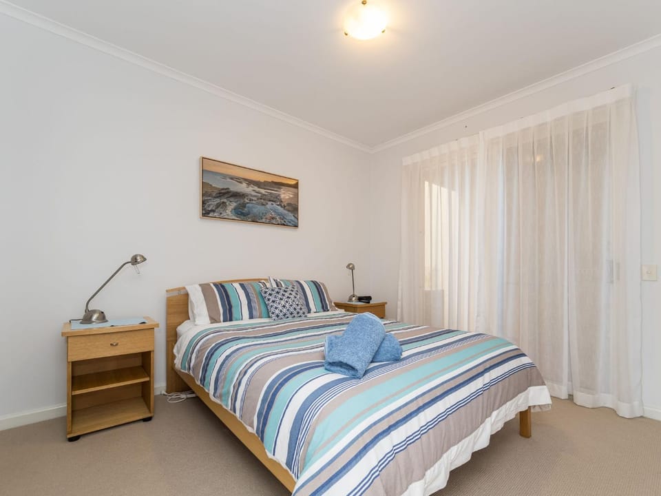 The Sails 8 House in Inverloch
