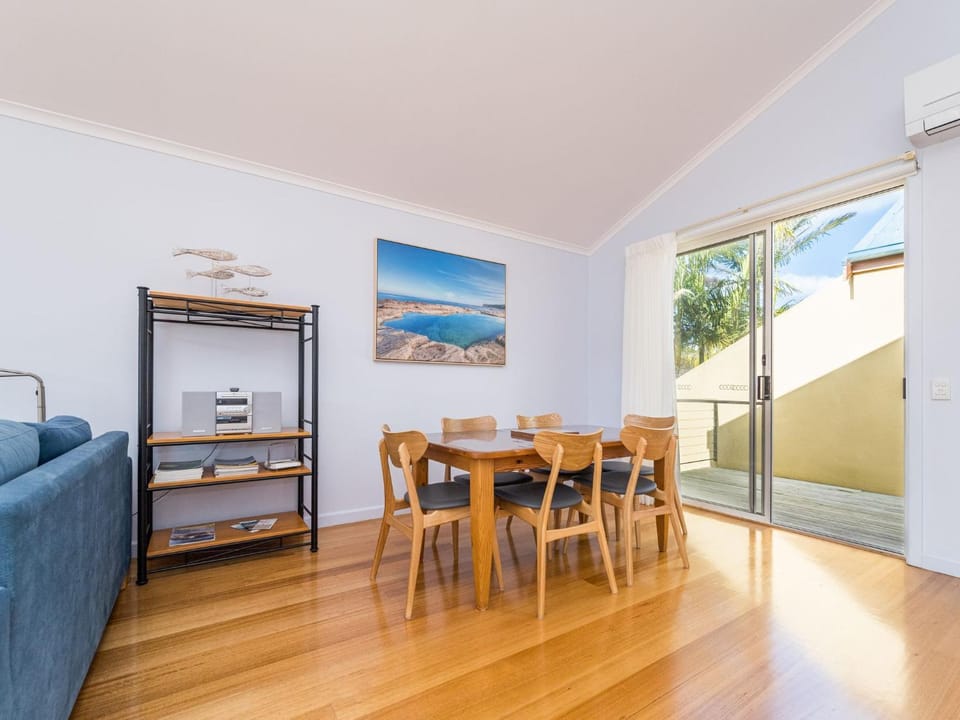 The Sails 8 House in Inverloch