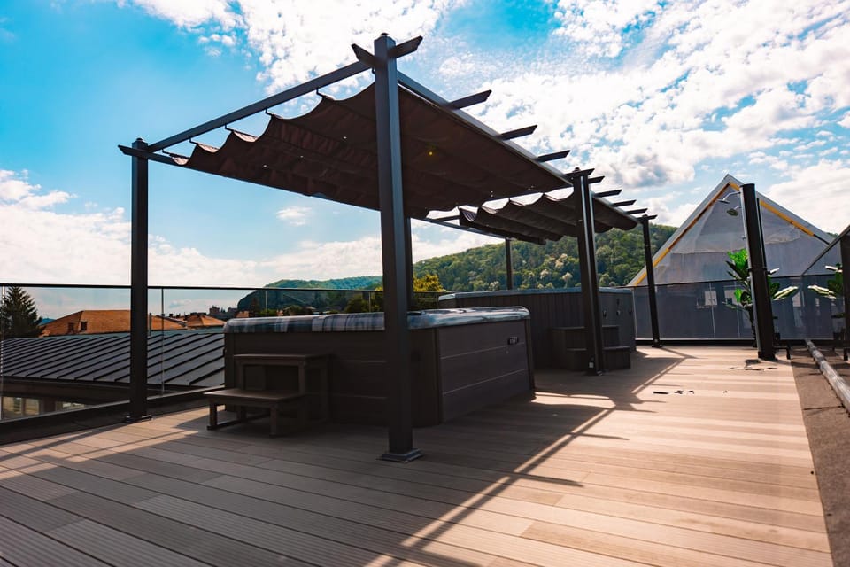 Hot Tub, Sauna, Balcony/Terrace, Spa and wellness centre/facilities
