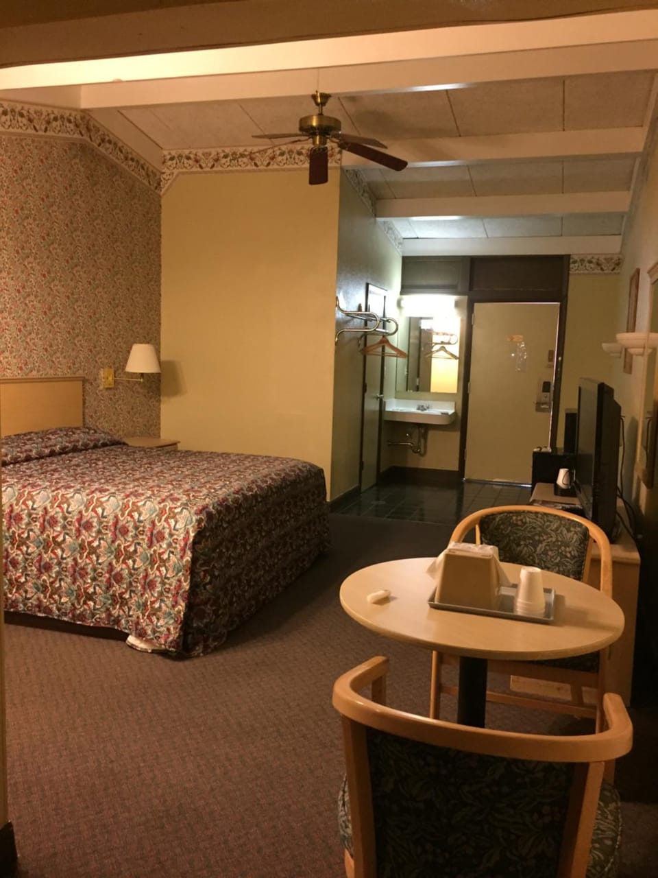 Photo of the whole room