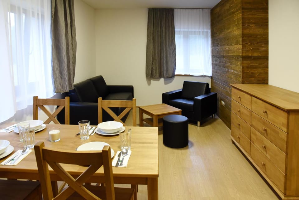 Living room, Seating area, Dining area