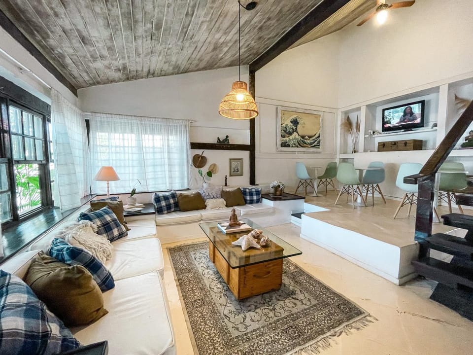 Communal lounge/ TV room, Living room