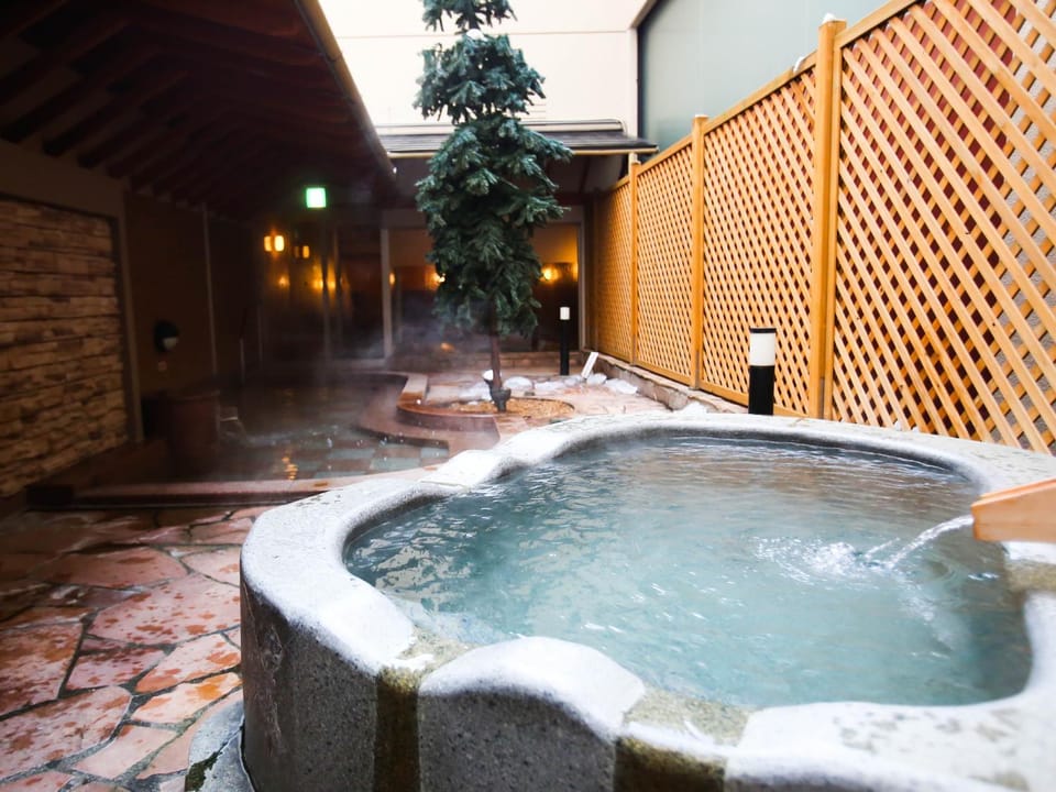 Open Air Bath, Public Bath